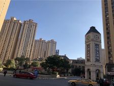 诚心出售,全程陪同讲解,对付款方式无要求,70年产权