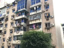 红旗河沟 湖滨小区五房130万