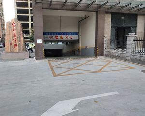 市政府旁宽敞明亮大两室宜居急售