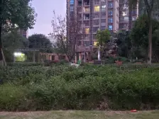 绿岛新区 瀛嘉天下水岸国际四房79.8万