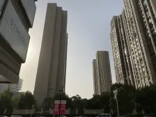 星光耀广场,精装修办公,景观视野诚心出售!