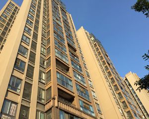 绿地世纪城2室2厅南
