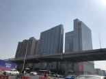 周边已通车湘府路高架及通程商业广场