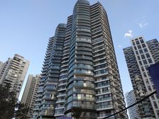 经典大平层户型端正带大景观阳台一线海景房