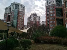 中间楼层,采光无挡,看房提前预约!