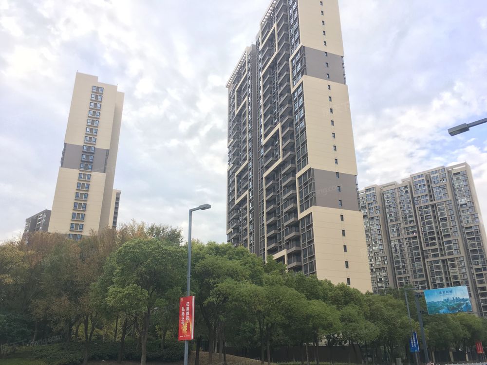 小区相关图
