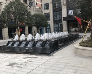 户型周正,得房率高,次新小区,诚心出售