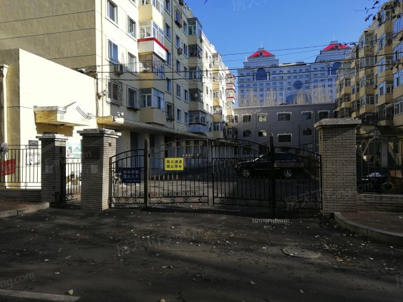 市检察院住宅实景图