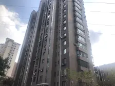 近华南商圈 大两室 中间楼层