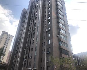 :华南商圈小户型 中间楼层视野宽阔,设施齐全