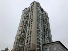 特殊户型,只有顶部4层才有,做1房或2房都可以