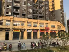 江南万达旁 地铁口 南北四房 含车位 有钥匙