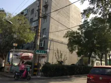 大明湖东,精装修,近地铁,视野采光好,三室好用。