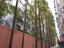 业主诚意出售!价格可谈!内环内!近地铁!位置安静!