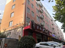 此房满五,多层大两房,一梯两户 得房率高