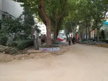 76万4室1厅95平位好居好环境好非顶采光南军干休