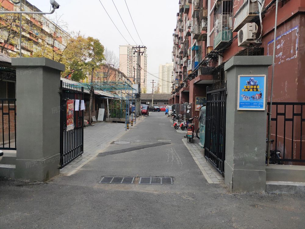 小区相关图