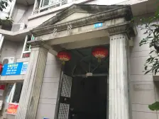 商圈内+轻轨近+朝中庭+户型方正