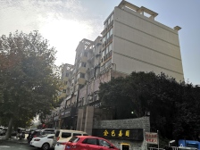 金色嘉园 带一个露台 业主自住 看房提前联系