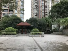 此房商品房,满两年,户型方正,位置好,出行方便