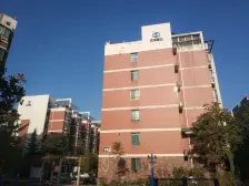 店长推荐 一楼 一室一厅 地铁口 停车方便