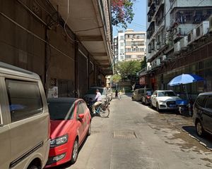 此房满五不唯一,税费少,视野开阔,采光充足