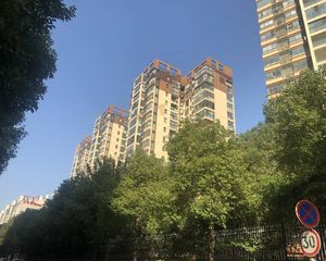 华盛世纪新城2室1厅南