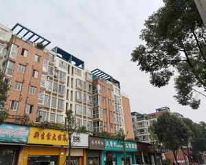 宗申流溪别院3室1厅东北