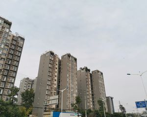 贵通御苑枫景 4室1厅 东南