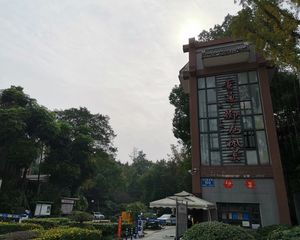 贵通御苑枫景4室1厅东