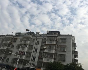五山公寓4室2厅南
