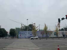 龙湖中骏光明.璟悦天著 4室2厅 东南