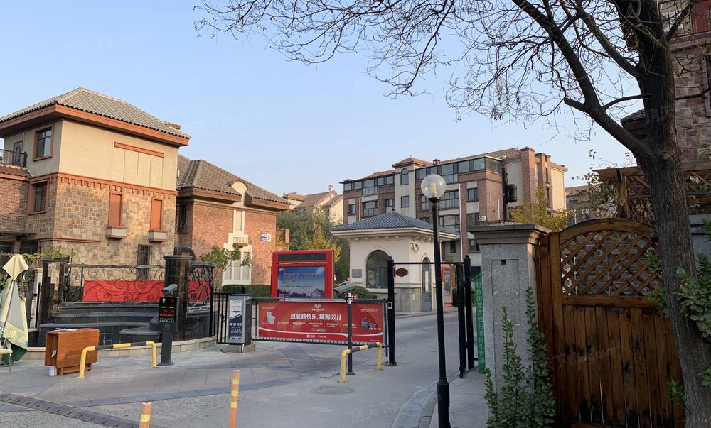 红磡领世郡一楼带院子出门就是地铁锦堂菜市场随时看房