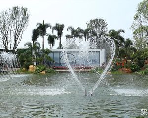 毛坯三房 安静舒适 小区管理 园林环境好