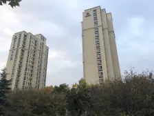 洋房大三室两卫,户型房正,契税满二,过户费用少