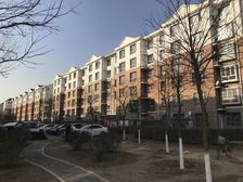 海威小区,视野开阔和采光充足,大三居双卫精修装