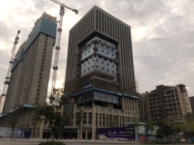 深业睿城在建工地仰视图