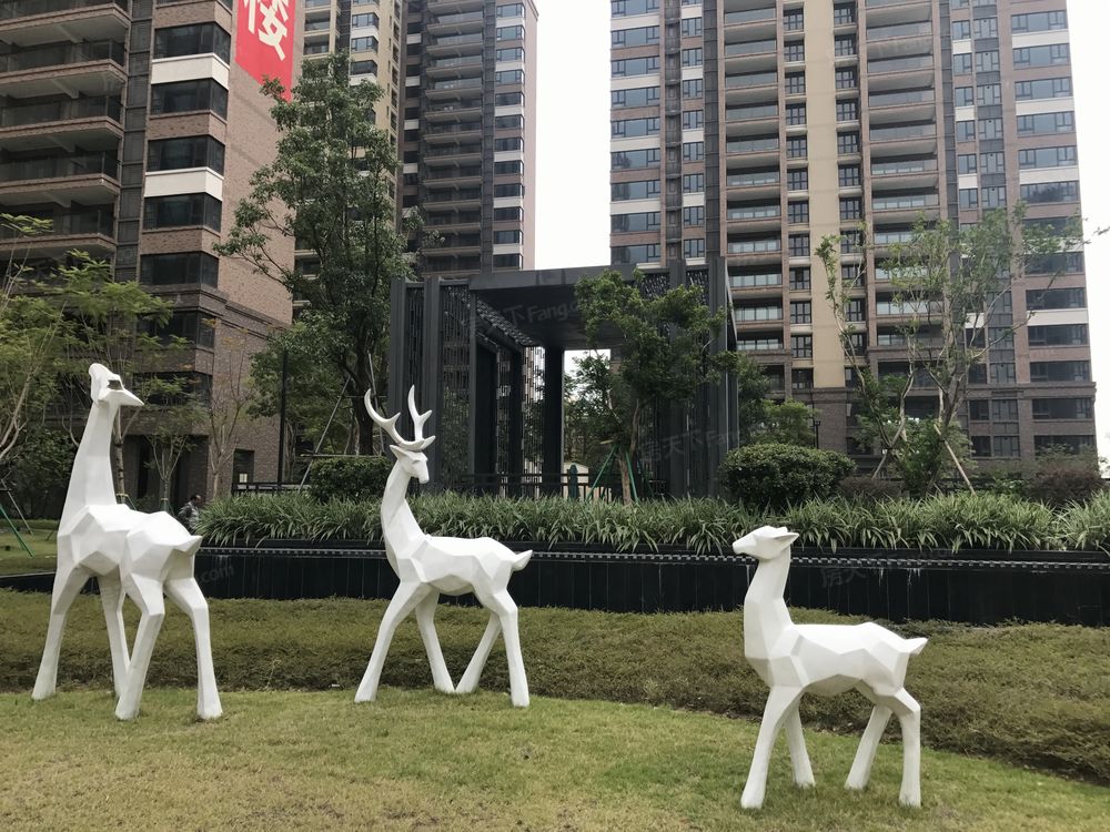小区相关图