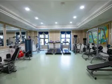 此房户型方正,通透,采光视线好