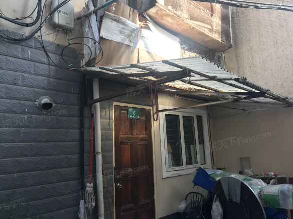 蓬莱路24弄小区实景图