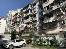 近梅川步行街和中环百联,双轨交,精装两房全明户型