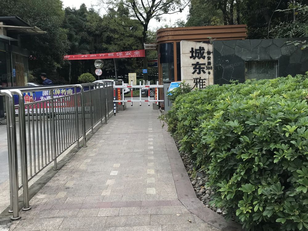 小区相关图