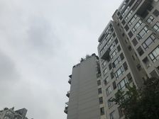 蓝谷地三四期3室1厅东南
