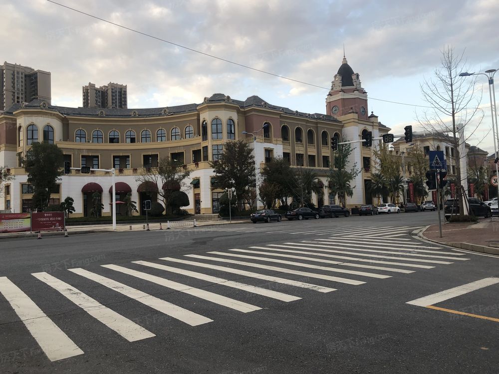 小区相关图