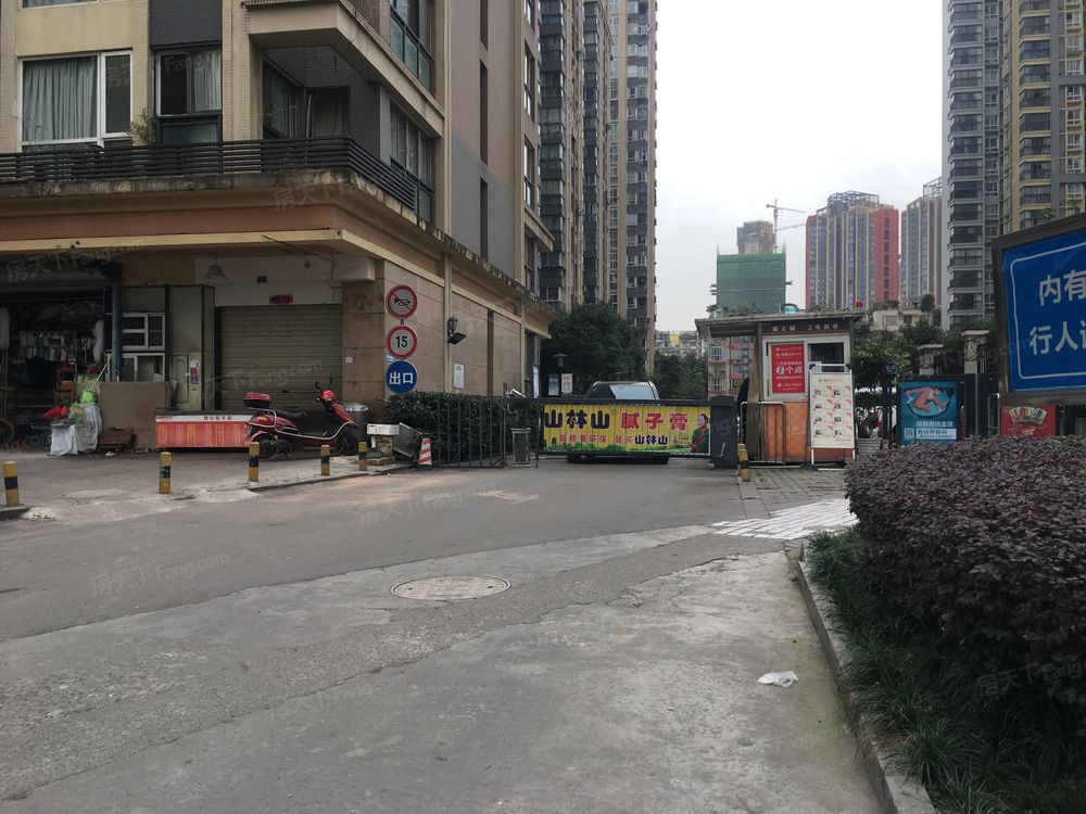 小区相关图