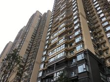 世茂城三期 3室2厅 东南