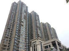 世茂城三期 4室2厅 西南