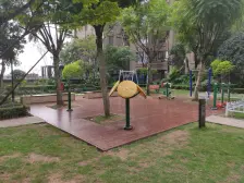 照母山 香港置地约克郡上林四房300万