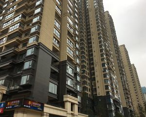 世茂城三期3室2厅东南
