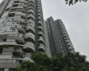 蓝光凯丽香江3室1厅西北